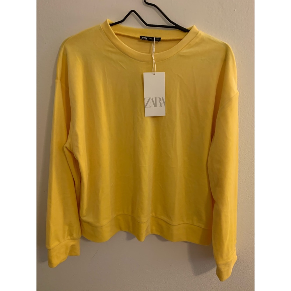 (NWT) Zara soft feel sweatshirt size M